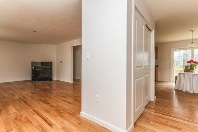 23 Palmer St, Salem, NH 03079 - photo 4