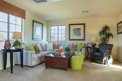 FamilyRoom_2573