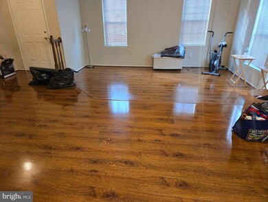 318 Meadow Way, Hyattsville, MD 20785 - photo 3