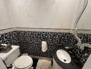 27 Lott Ln, Staten Island, NY 10314 - photo 4