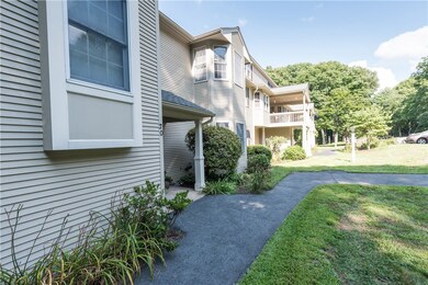 20 Trellis Dr, West Warwick, RI 02893 - photo 3