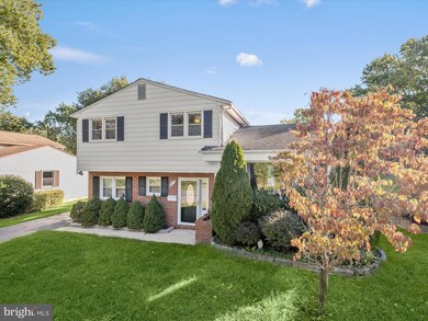 413 N Hammonds Ferry Rd, Linthicum Heights, MD 21090 - photo 2