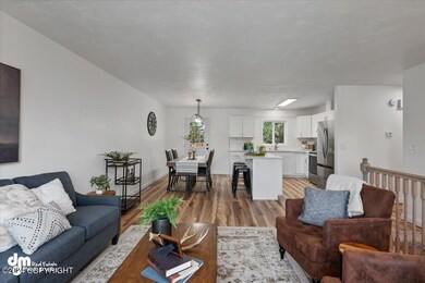 7241 Christopher Cir, Anchorage, AK 99507 - photo 4