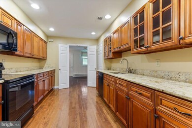 38 Oak Knoll Dr, Berwyn, PA 19312 - photo 3