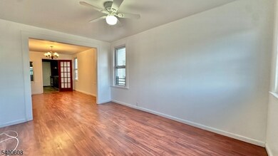 507 New York Ave unit 2, Elizabeth, NJ 07202 - photo 4