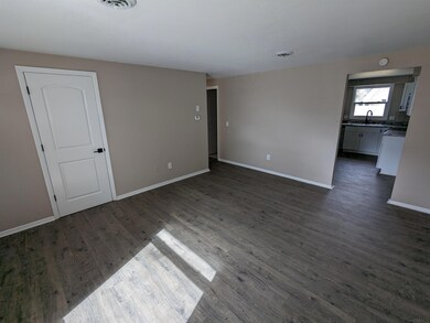 1729 Douglas Ln, New Haven, IN 46774 - photo 3