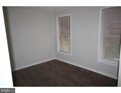 1529 Penrose Ave, Baltimore, MD 21223 - photo 4