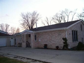 617 Santa fe Ave unit 5, Carpentersville, IL 60110 - photo 3