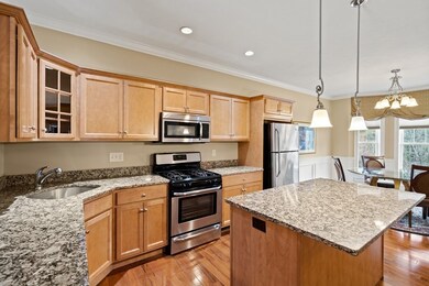 402 Crystal Way unit 402, Bellingham, MA 02019 - photo 2