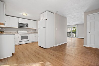 16 Profile Cir, Nashua, NH 03063 - photo 5