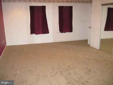 124 Berlin Ave, Brooklyn, MD 21225 - photo 4