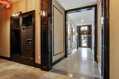 419 Carondelet St unit 201, New Orleans, LA 70130 - photo 2