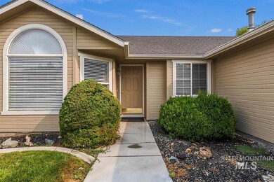 422 Summer Ct, Nampa, ID 83686 - photo 4