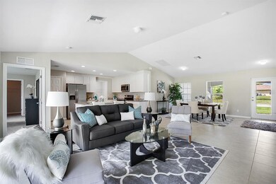 26187 Barcelos Ct, Punta Gorda, FL 33983 - photo 4