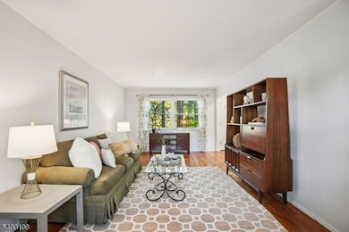 371 W Passaic Ave, Bloomfield, NJ 07003 - photo 7