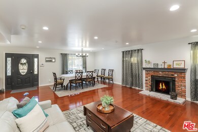Enjoy this gas fireplace