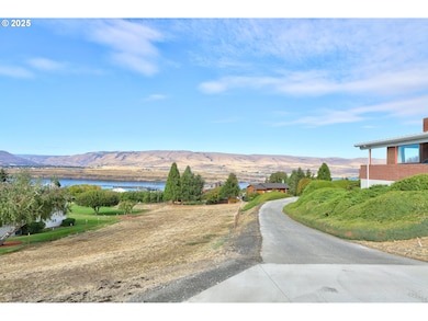 2803 E 12th St, the Dalles, OR 97058 - photo 6