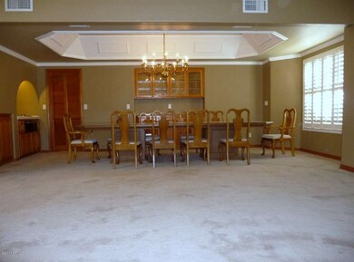 Formal Dining Room - Table & Chairs Stay