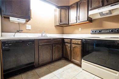 539 Newbury Ct, Sellersville, PA 18960 - photo 5