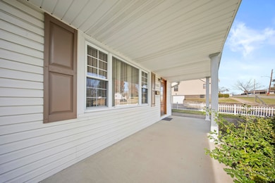 4448 Sherwood Dr, Ashland, KY 41101 - photo 5