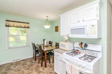 1541 E College Ave, Stanton, KY 40380 - photo 5