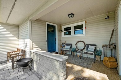 5-web-or-mls-1471-van-hoesen-rd