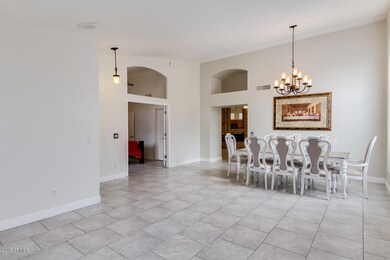 Dining / Living Rm