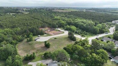 5408 Lansdowne Cir, Manhattan, KS 66503 - photo 4