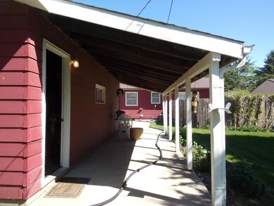V 2 Covered Area off Garage