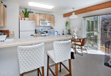 971-W-BC-Blvd-C4-MLS_06