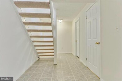 12502 Spring Harbor Place, Germantown, MD 20874 - photo 2