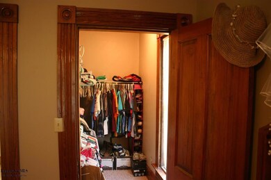 143 N Walnut St, Logan, OH 43138 - photo 5