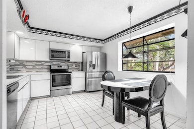 7977 La Mirada Dr unit 21CL, Boca Raton, FL 33433 - photo 5