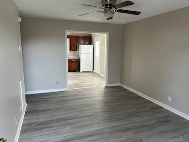 306 Alan Ct, Oak Grove, KY 42262 - photo 4