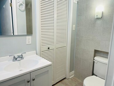 1617 W Superior St unit 1R, Chicago, IL 60622 - photo 2
