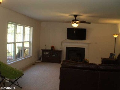 Den/Family/Great Room - Gorgeous triple window bri
