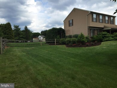 1802 Red Oak Way, Hatfield, PA 19440 - photo 3