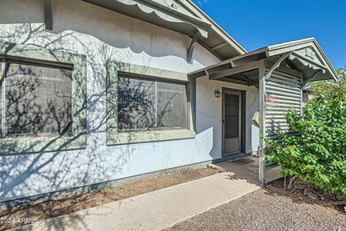 10610 N 39th Way - MLS Sized - 004 - 04