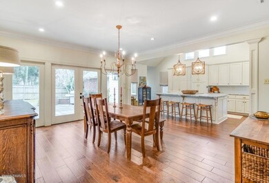 image-207 Camberly Cir-81551236952