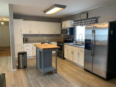 467 Dillon St, Crossville, TN 38555 - photo 4