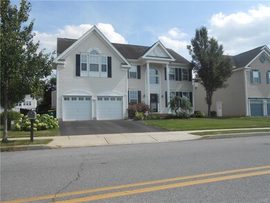 7506 Scenic View Dr, Macungie, PA 18062 - photo 2