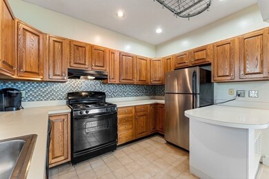 42 Woodlawn St unit 5, Jamaica Plain, MA 02130 - photo 6