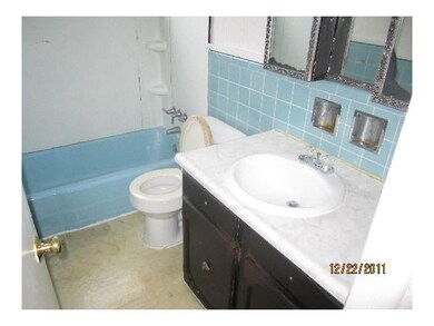 304 Pineview Dr, Columbus, OH 43213 - photo 6