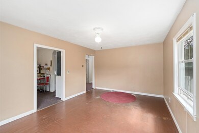 21 Garden St, Uxbridge, MA 01569 - photo 2