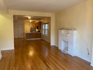 6327 N Francisco Ave unit 3, Chicago, IL 60659 - photo 4