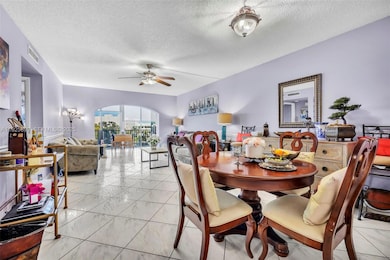 Hillcrest East Number 27 unit 409, Hollywood, FL 33021 - photo 5