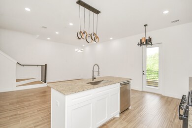 5617 Savyon Dr, Houston, TX 77091 - photo 7