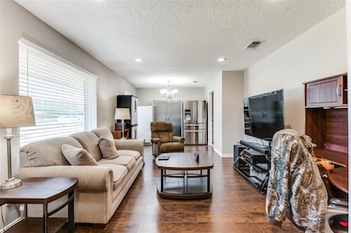 324 Plainview Dr, Hurst, TX 76054 - photo 3