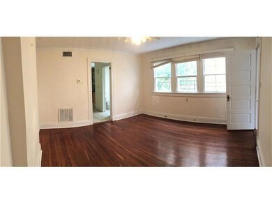Unfurnished living room
