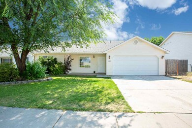 420 Beverly Ave, Medical Lake, WA 99022 - photo 2